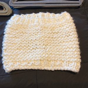 White infinity scarf